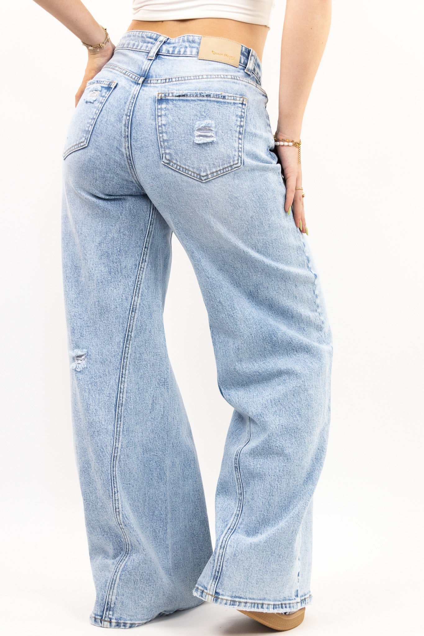 Livøra Wide Leg Jeans